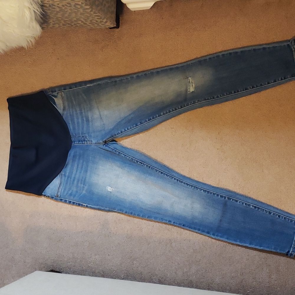LILA RYAN Maternity Prescott Distressed Ankle Skinny Jean, size 28/6